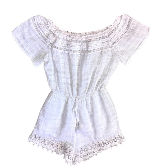 BB DAKOTA  boutique white gauze off shoulder romper women’s size medium - Picture 6 of 17